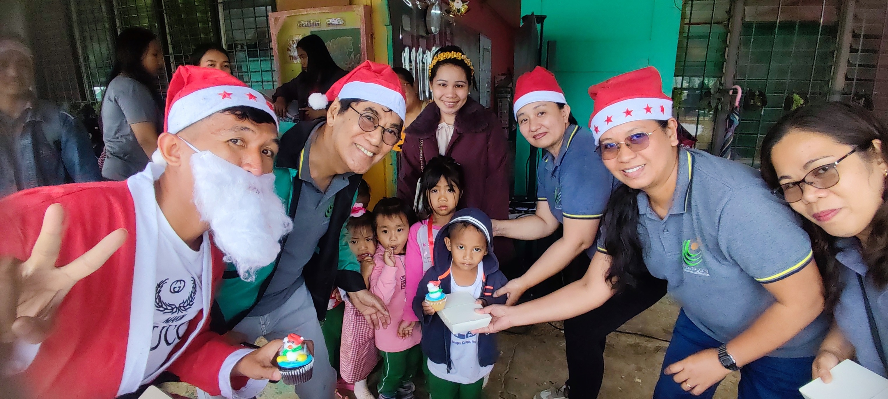 Gift giving for the students of Julongan Elementary School (Julongan, Kiangan, Ifugao)